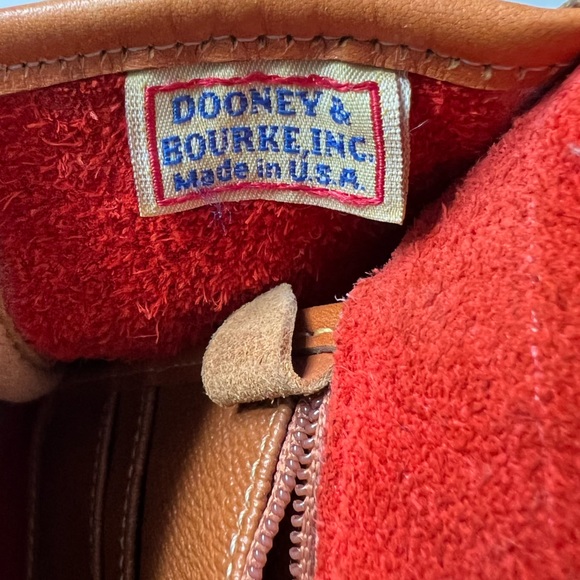 Dooney & Bourke Vintage Equestrian Bag in Red Leather - Picture 14 of 16